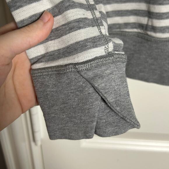 LULULEMON Gray White Striped Long Sleeve Top - Picture 10 of 11